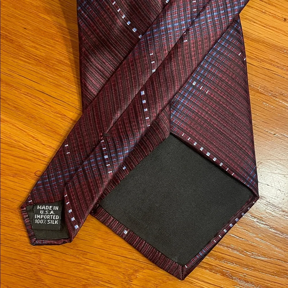 Geoffrey Beene Burgundy Plaid Silk Tie 58” Classic - Picture 3 of 7